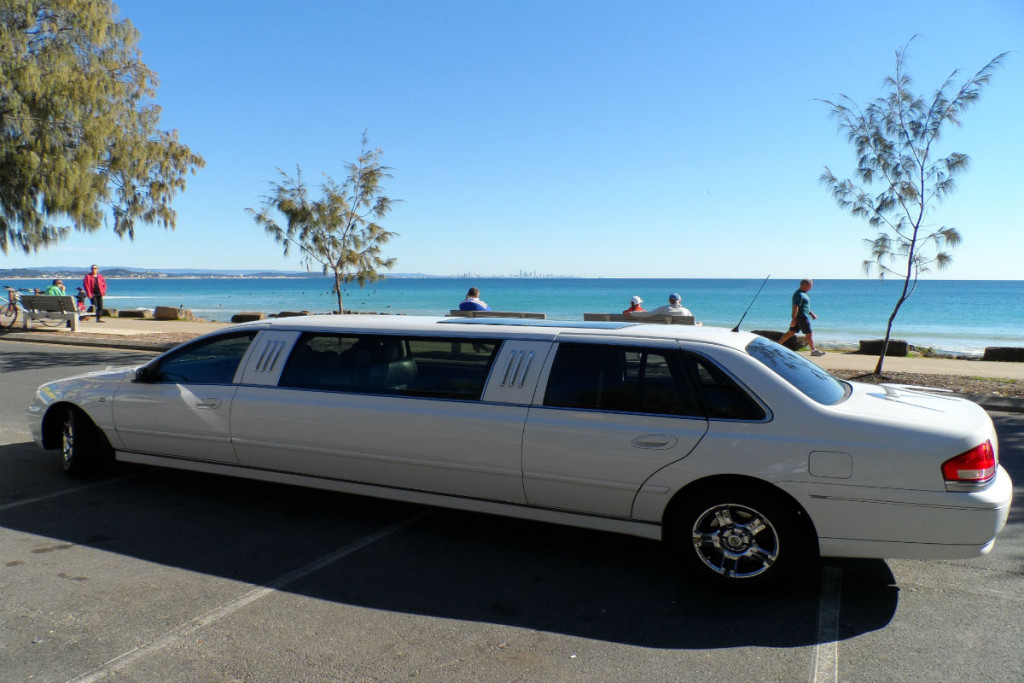 Limousine 1 - Stretch Limousine Hire in Gold Coast| A Gold Cost Limousine